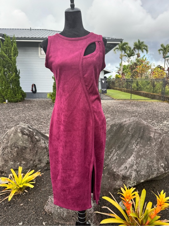 Guess Dresses & Skirts - GUESS NWT Wine Faux Suede Women's Bodycon Midi Dress Size 8